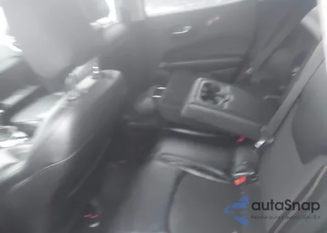 2018 Jeep Compass Latitude Fwd from USA, damaged, VIN 3C4NJCBB2JT322520